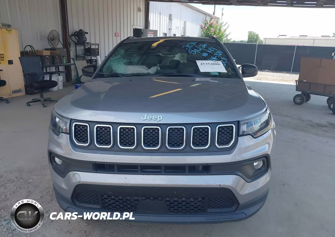 2023 Jeep Compass Latitude 4X4 VIN:3C4NJDBN0PT533241 - 13