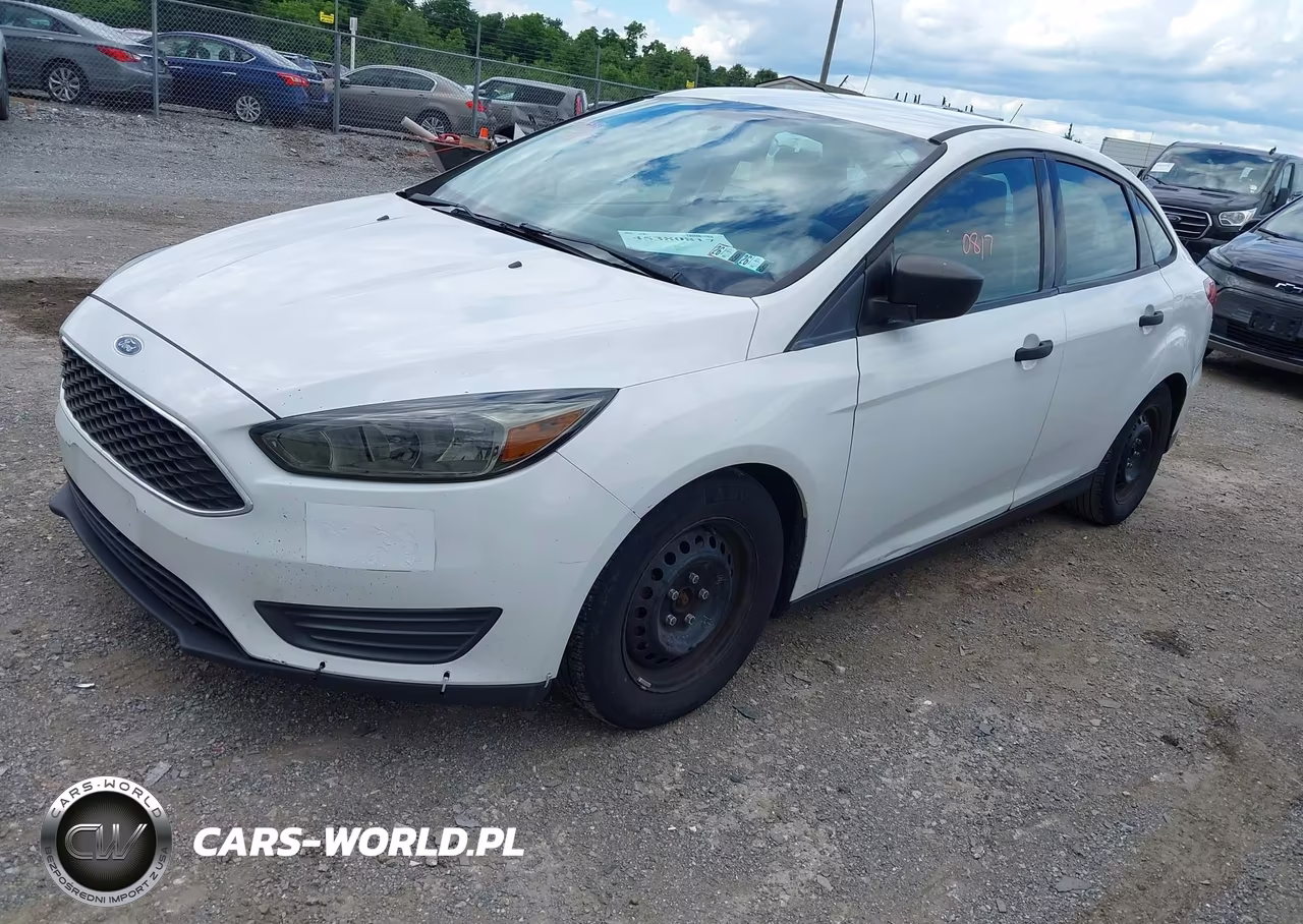 2016 Ford Focus S VIN:1FADP3E26GL248714 - 2