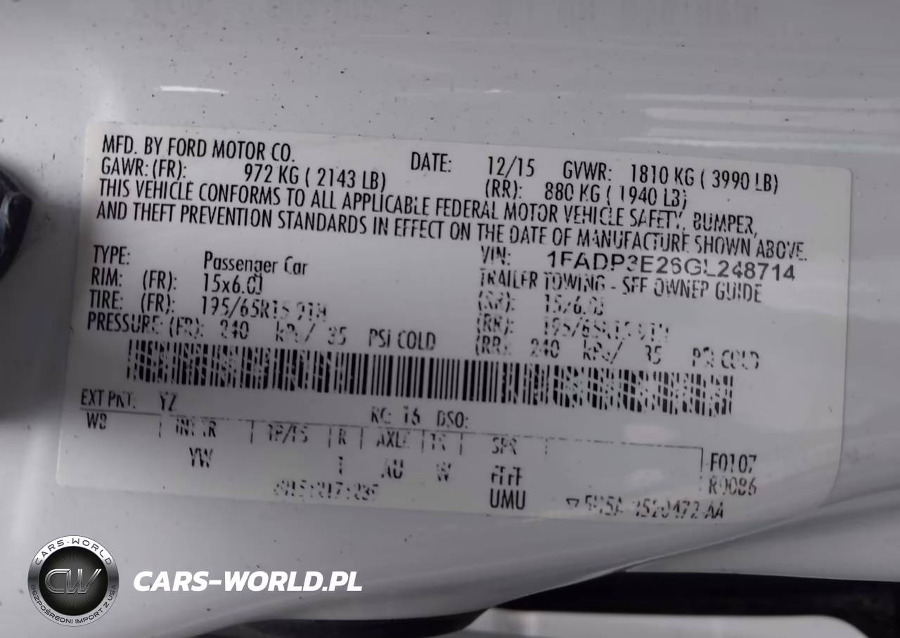 2016 Ford Focus S VIN:1FADP3E26GL248714 - 9