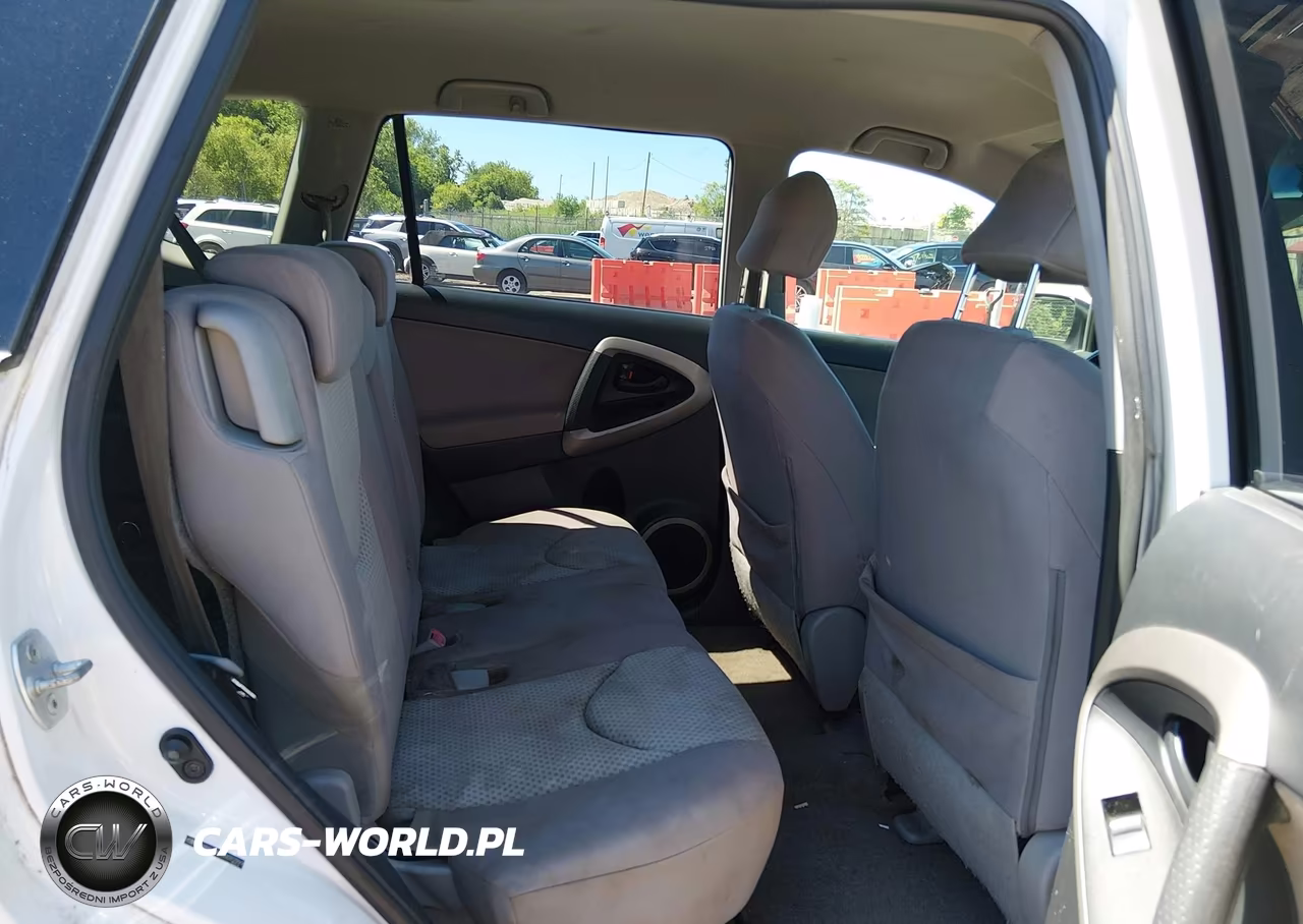 2006 Toyota Rav4 Base V6 VIN:JTMBK33V665012399 - 8