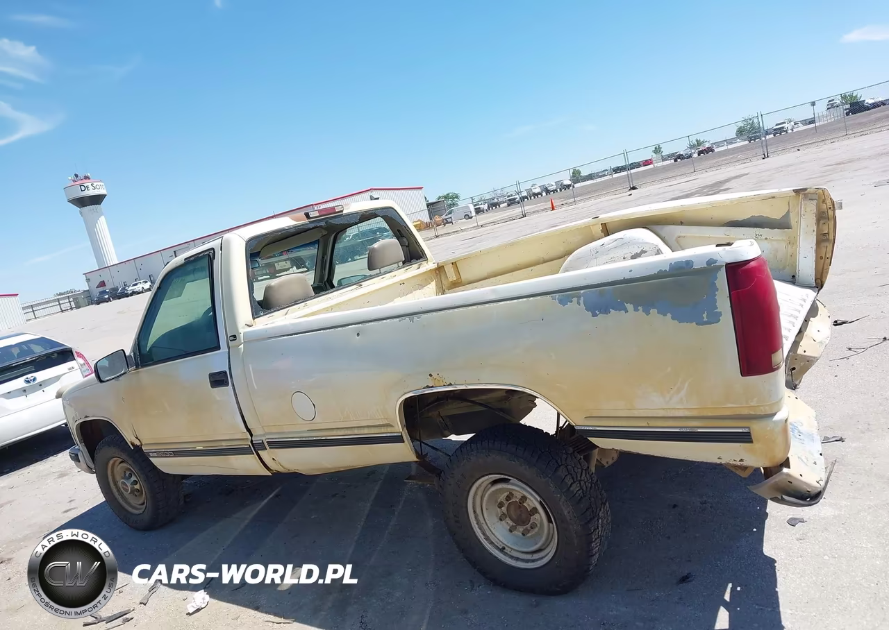 2000 GMC Sierra 2500 Classic Sl VIN:1GTGC24R1YR149342 - 15