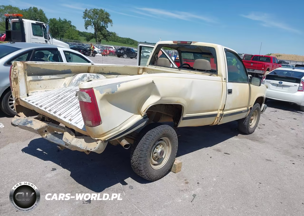 2000 GMC Sierra 2500 Classic Sl VIN:1GTGC24R1YR149342 - 4