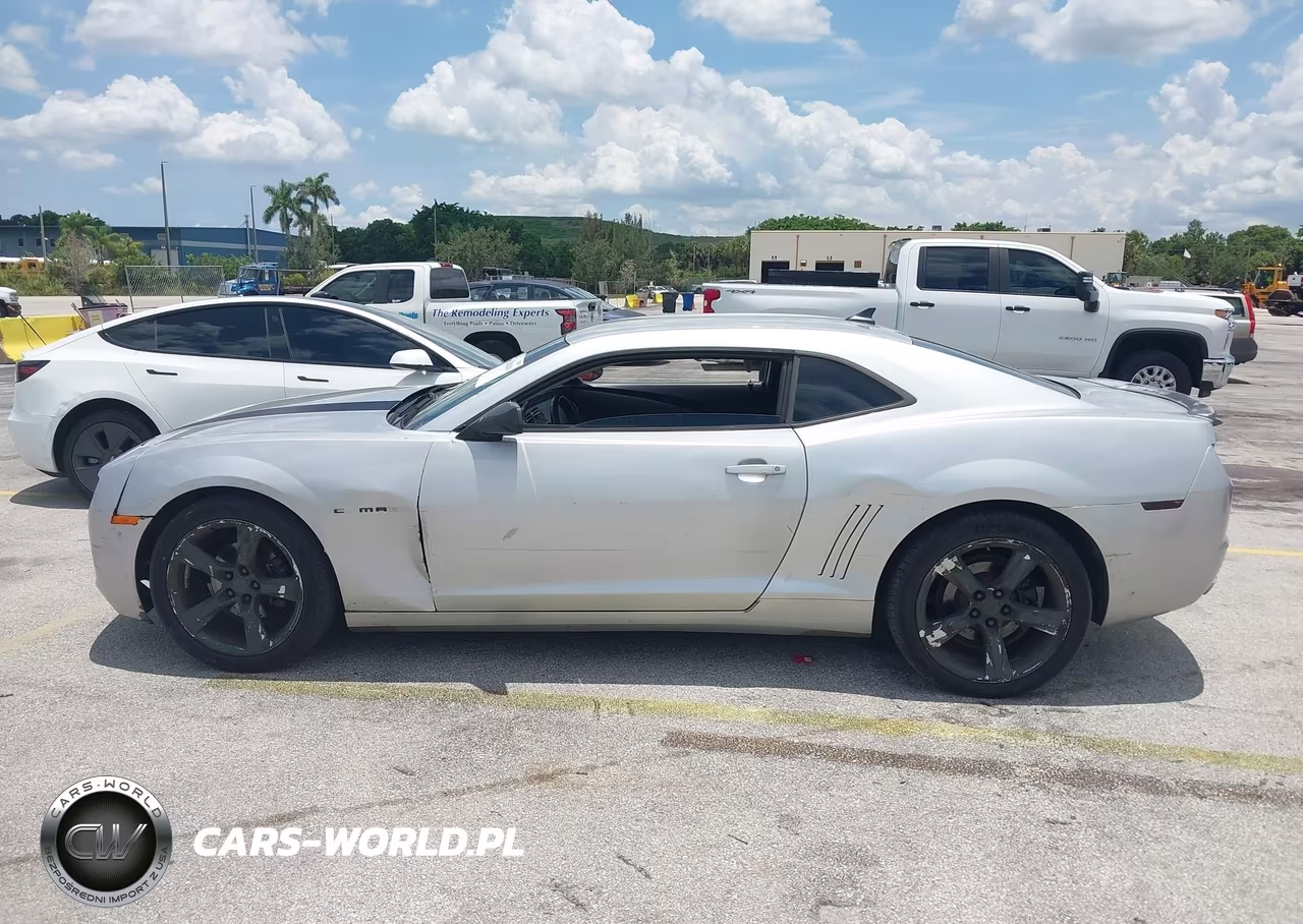 2011 Chevrolet Camaro 2Lt VIN:2G1FC1ED3B9121142 - 14
