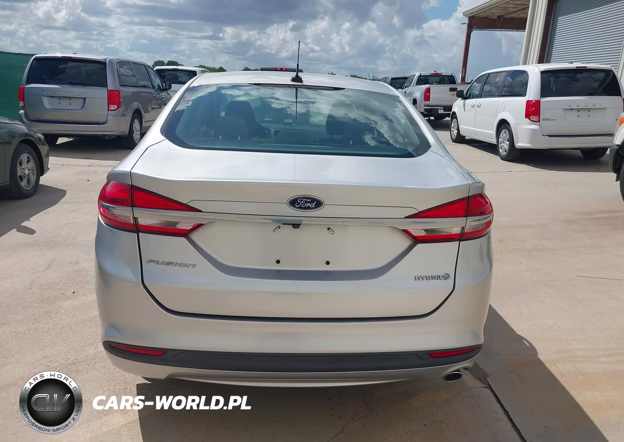 2018 Ford Fusion Hybrid S VIN:3FA6P0UU8JR100549 - 16