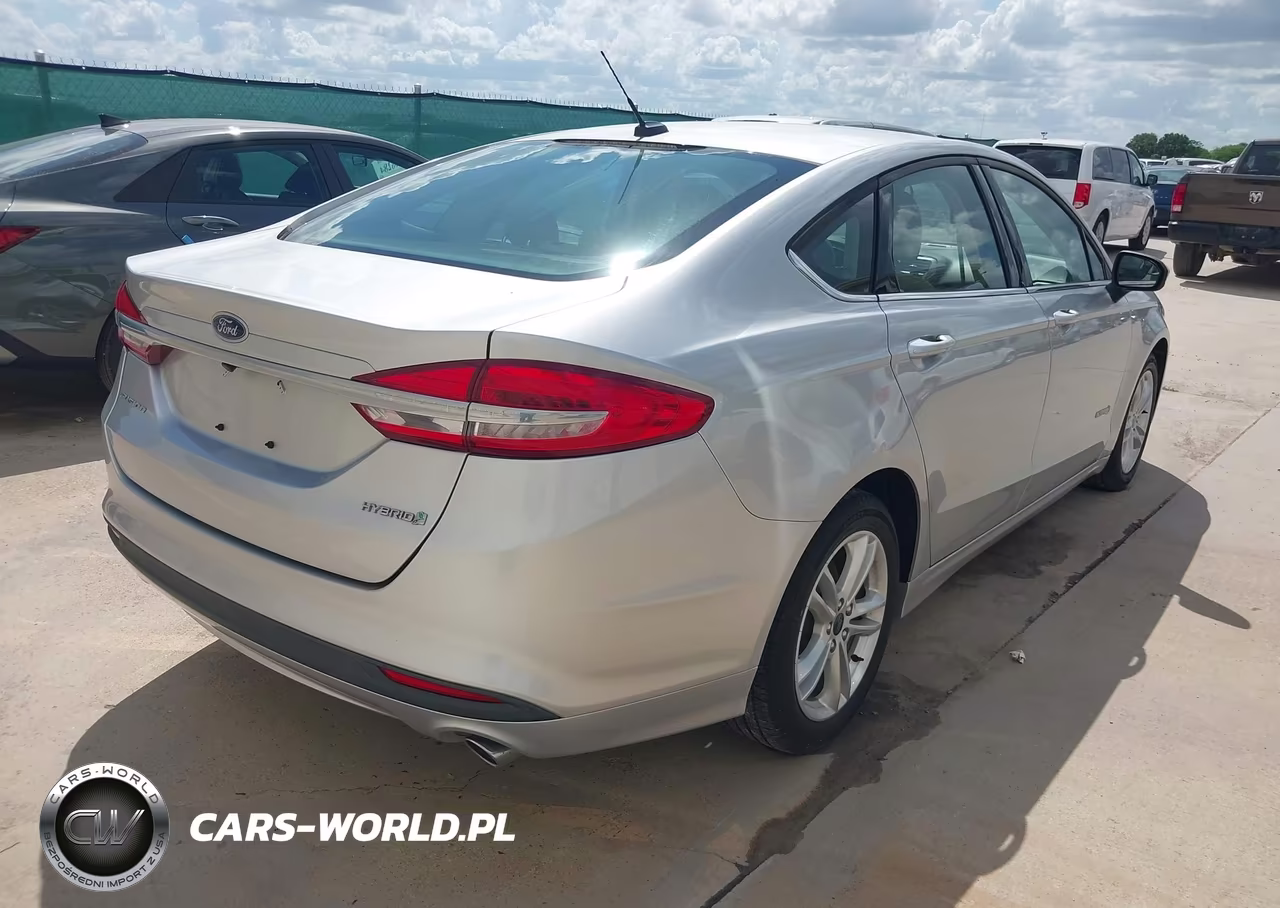 2018 Ford Fusion Hybrid S VIN:3FA6P0UU8JR100549 - 4