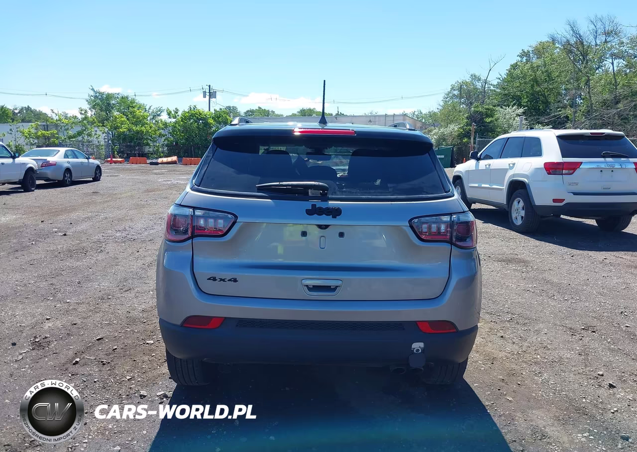 2020 Jeep Compass Altitude 4X4 VIN:3C4NJDBB9LT139611 - 16