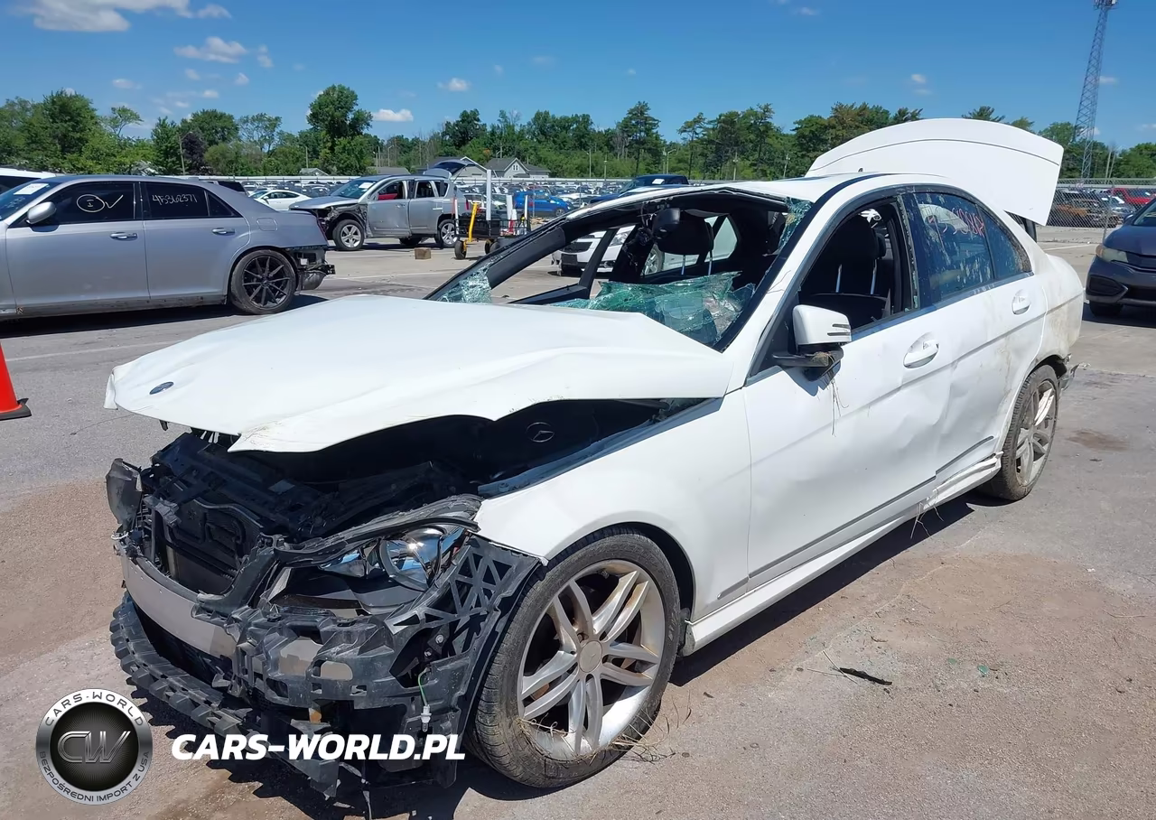 2013 Mercedes-Benz C 250 Sport VIN:WDDGF4HB9DA801364 - 6