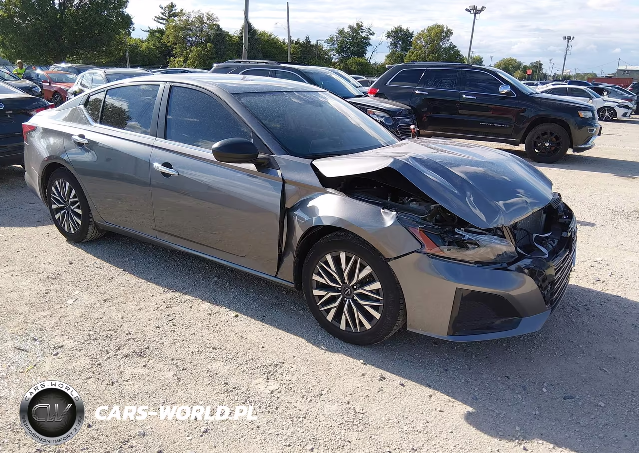 2024 NISSAN ALTIMA SV FWD – zdjęcie 1 z 17