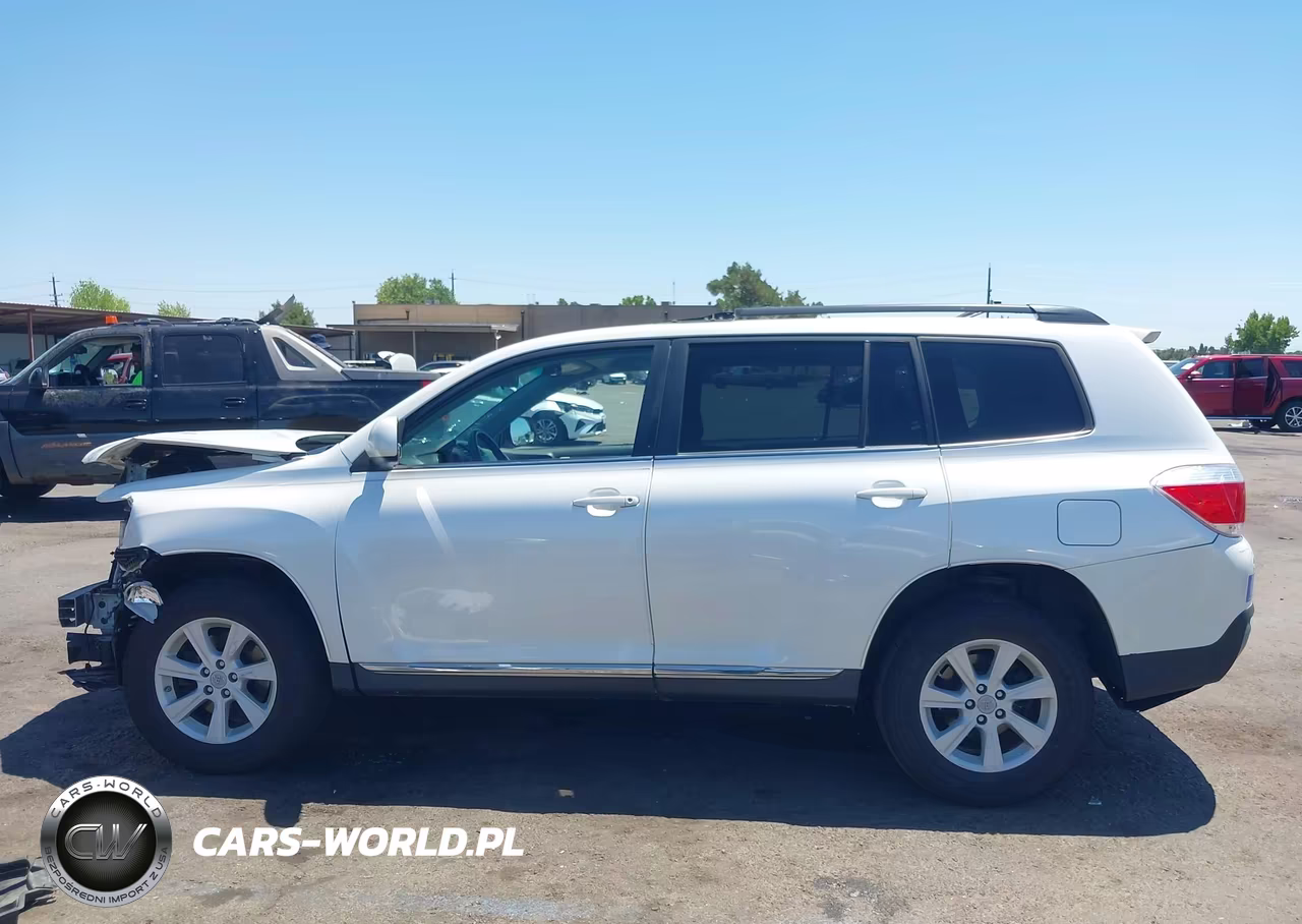 2012 Toyota Highlander Base V6 VIN:5TDBK3EH2CS143455 - 14