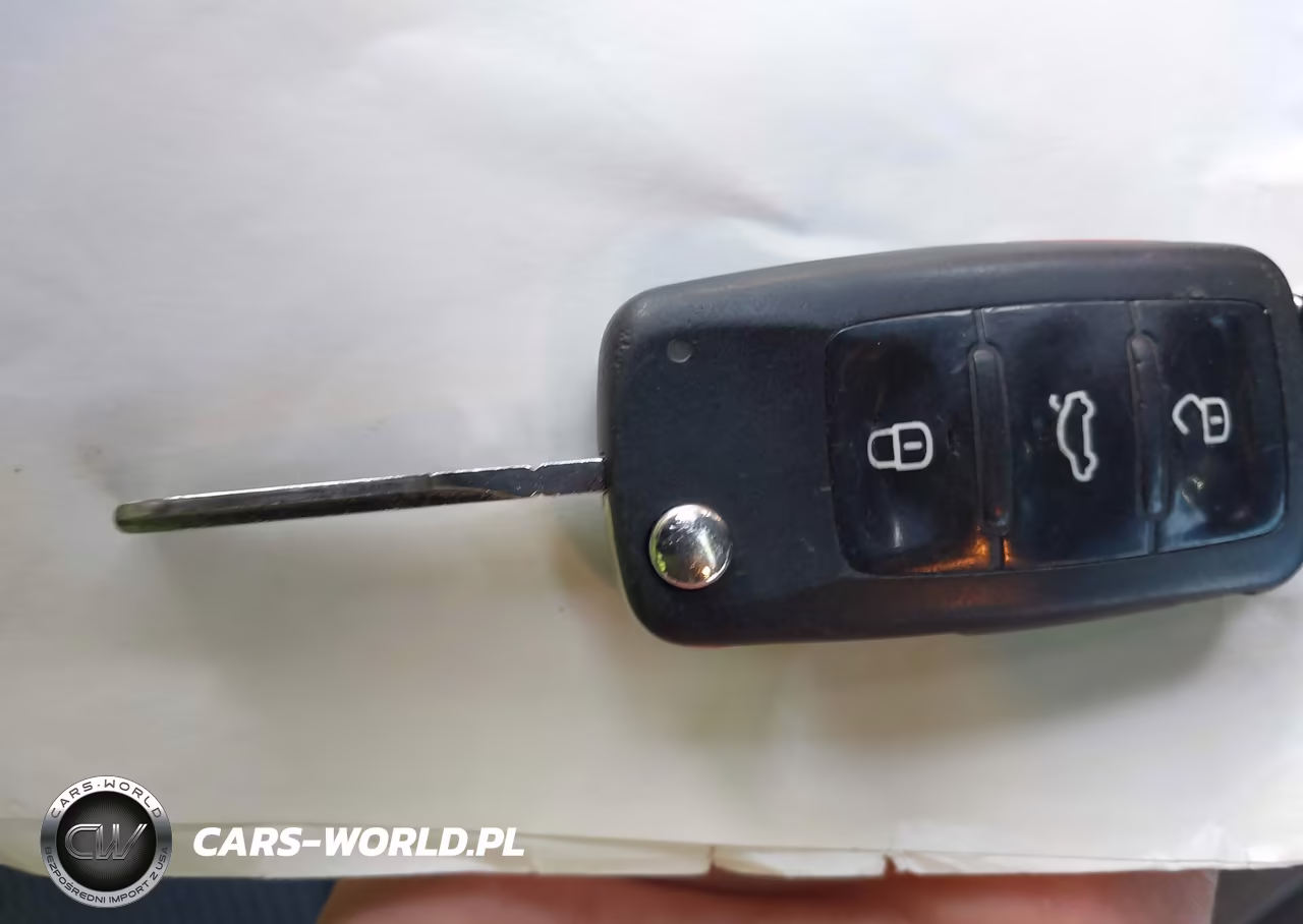2014 Volkswagen Beetle 1.8T Entry VIN:3VWF17AT6EM652826 - 11