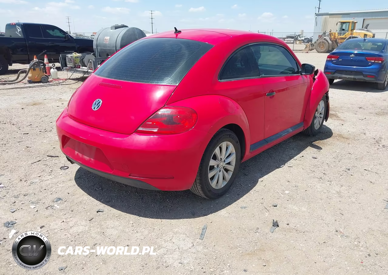 2014 Volkswagen Beetle 1.8T Entry VIN:3VWF17AT6EM652826 - 4