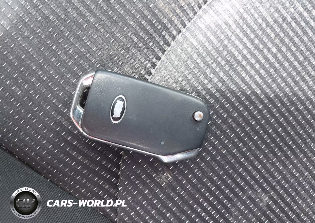 2019 Kia Forte Lxs VIN:3KPF24AD8KE105022 - 11