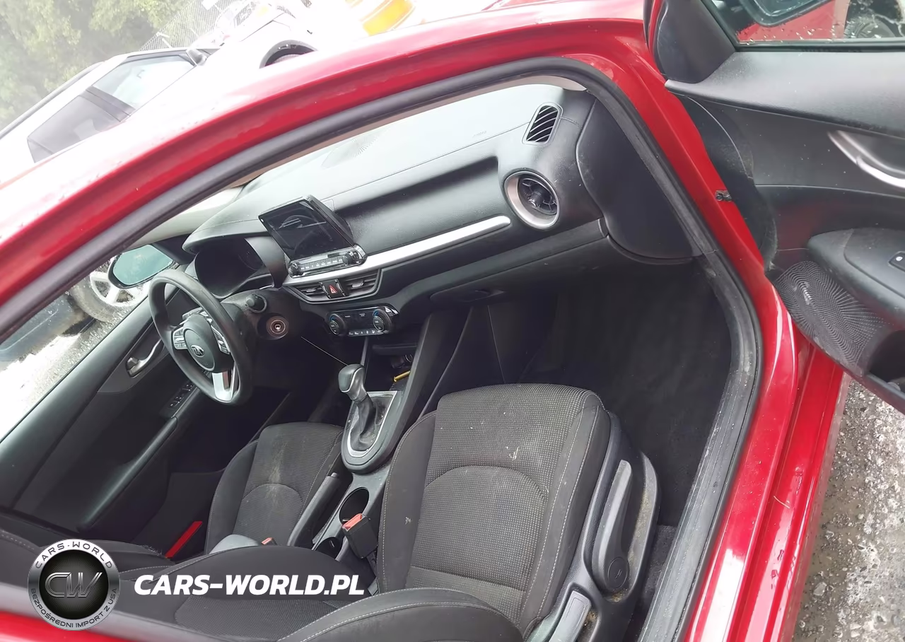 2019 Kia Forte Lxs VIN:3KPF24AD8KE105022 - 5