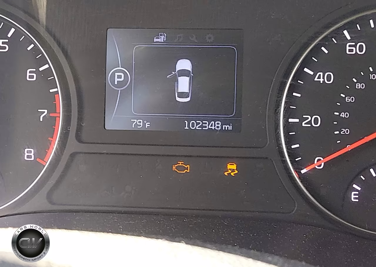2018 Kia Optima S VIN:5XXGT4L31JG236322 - 16