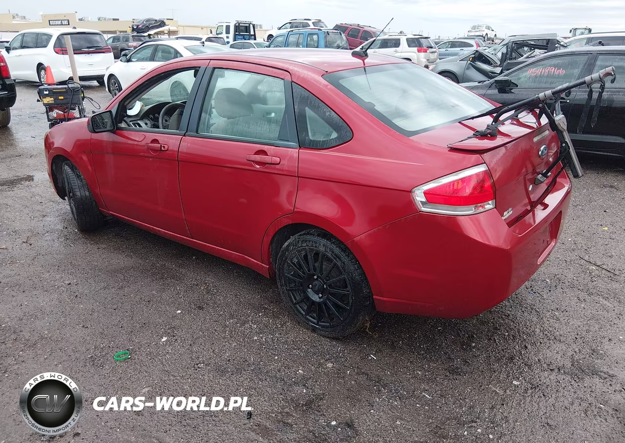 2010 Ford Focus Ses VIN:1FAHP3GN2AW170687 - 3