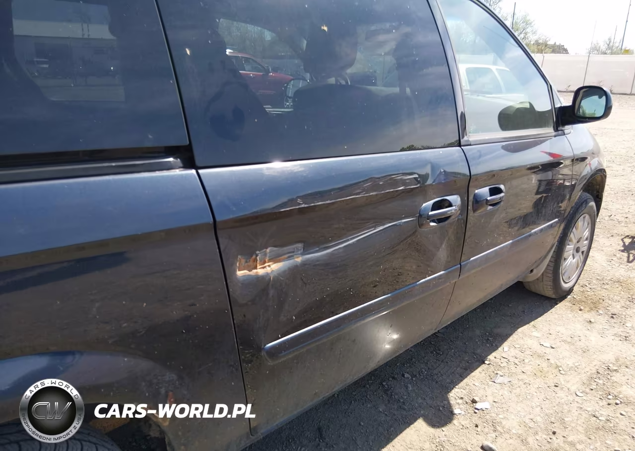 2007 Chrysler Town & Country Lx VIN:2A8GP44R17R122529 - 6