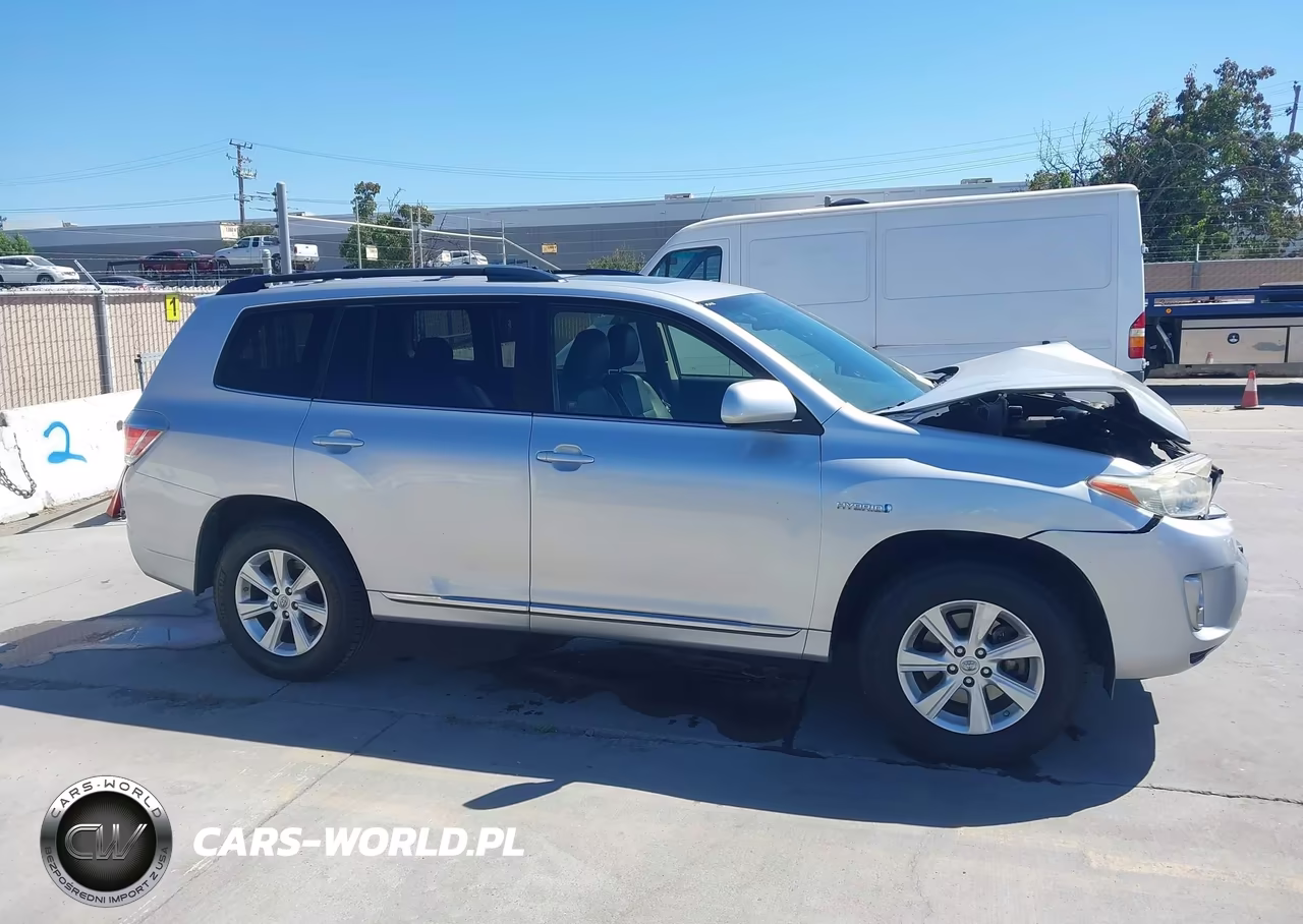 2013 Toyota Highlander Hybrid Base V6 VIN:JTEBC3EH0D2010999 - 13