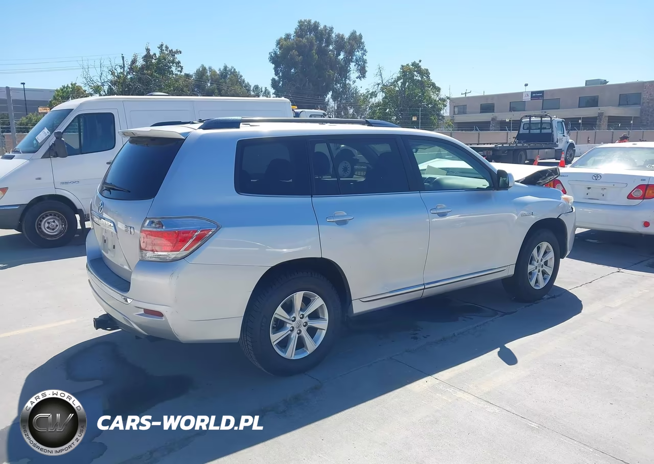 2013 Toyota Highlander Hybrid Base V6 VIN:JTEBC3EH0D2010999 - 4