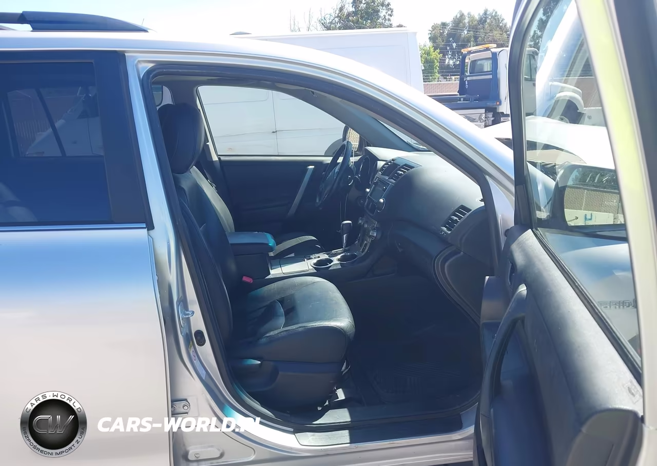 2013 Toyota Highlander Hybrid Base V6 VIN:JTEBC3EH0D2010999 - 5