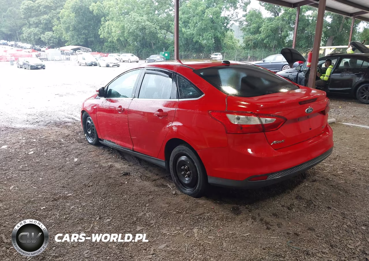 2012 Ford Focus Sel VIN:1FAHP3H25CL325306 - 3
