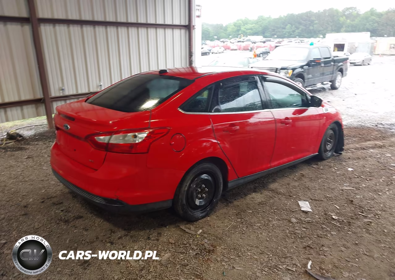 2012 Ford Focus Sel VIN:1FAHP3H25CL325306 - 4