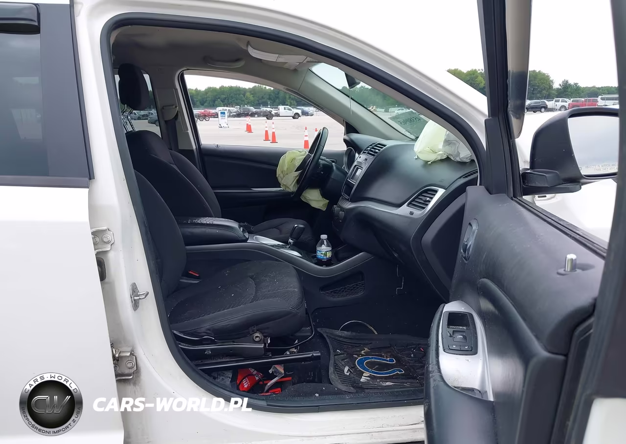 2018 Dodge Journey Se VIN:3C4PDCAB7JT446364 - 5