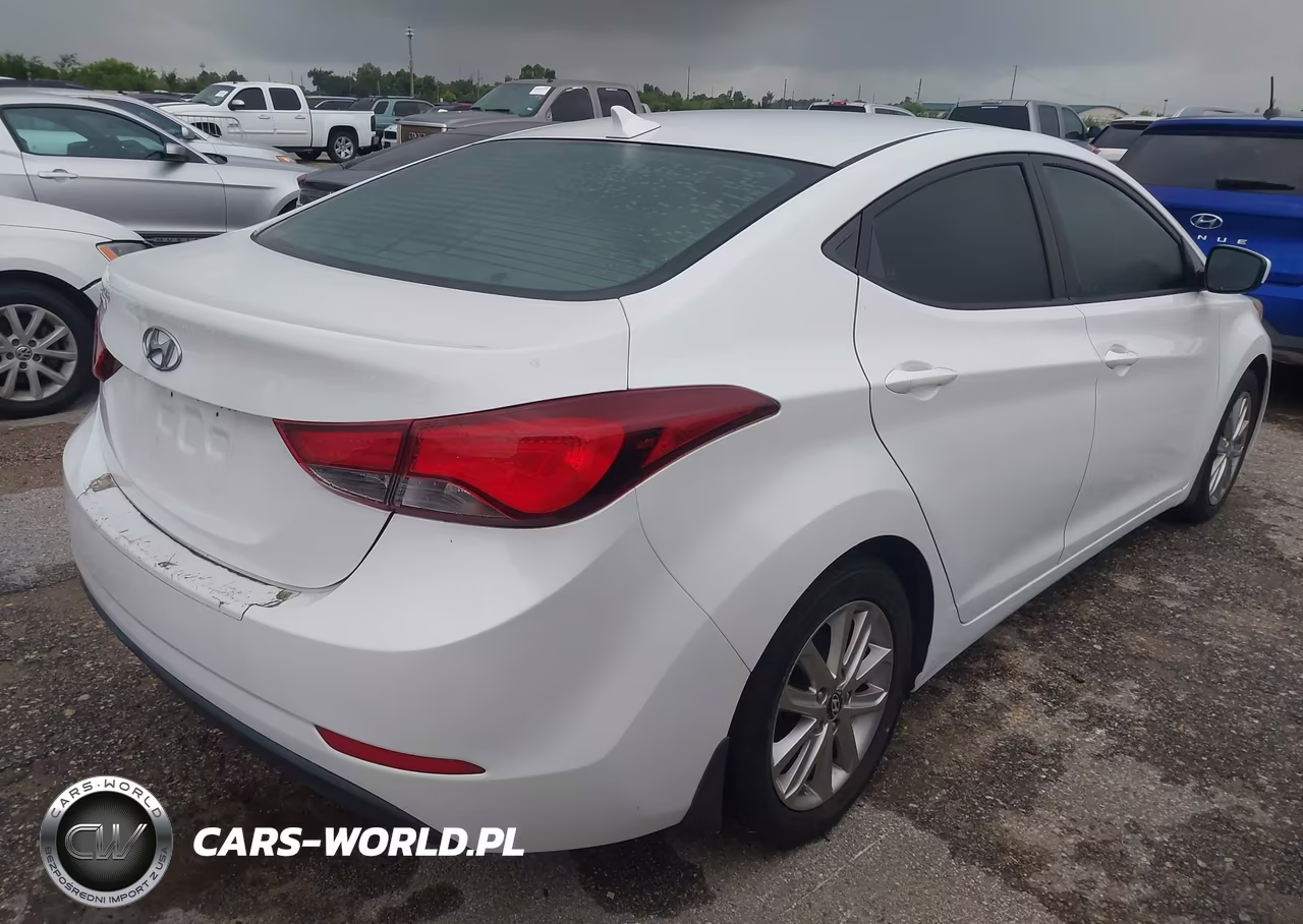 2015 Hyundai Elantra Se VIN:5NPDH4AE9FH576175 - 4