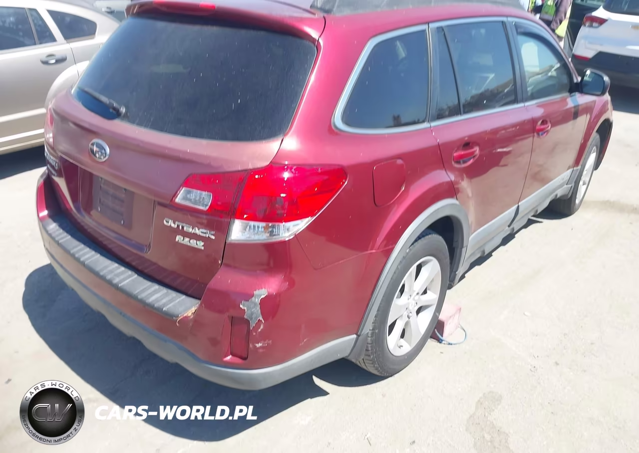 2013 Subaru Outback 2.5I Premium VIN:4S4BRBGC5D3268701 - 4
