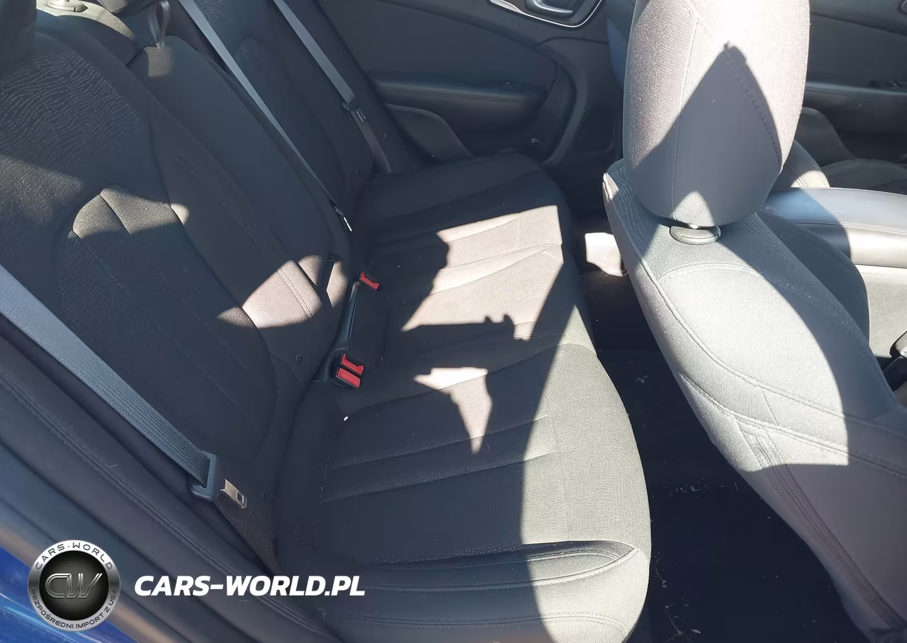 2017 Chrysler 200 Touring VIN:1C3CCCFB7HN509634 - 8