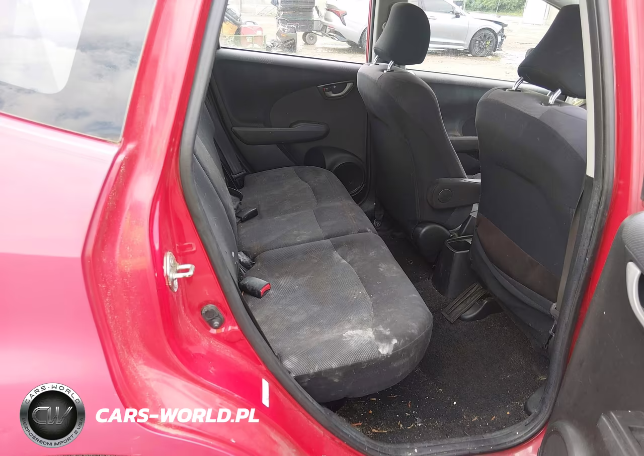2009 Honda Fit Sport VIN:JHMGE884X9S050846 - 8