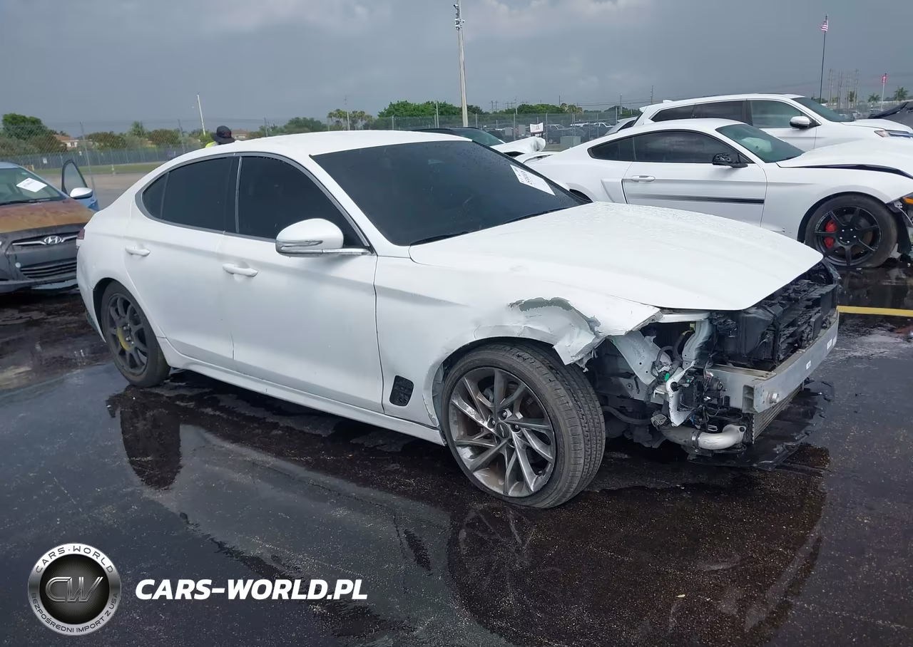 2022 Genesis G70 2.0T Rwd