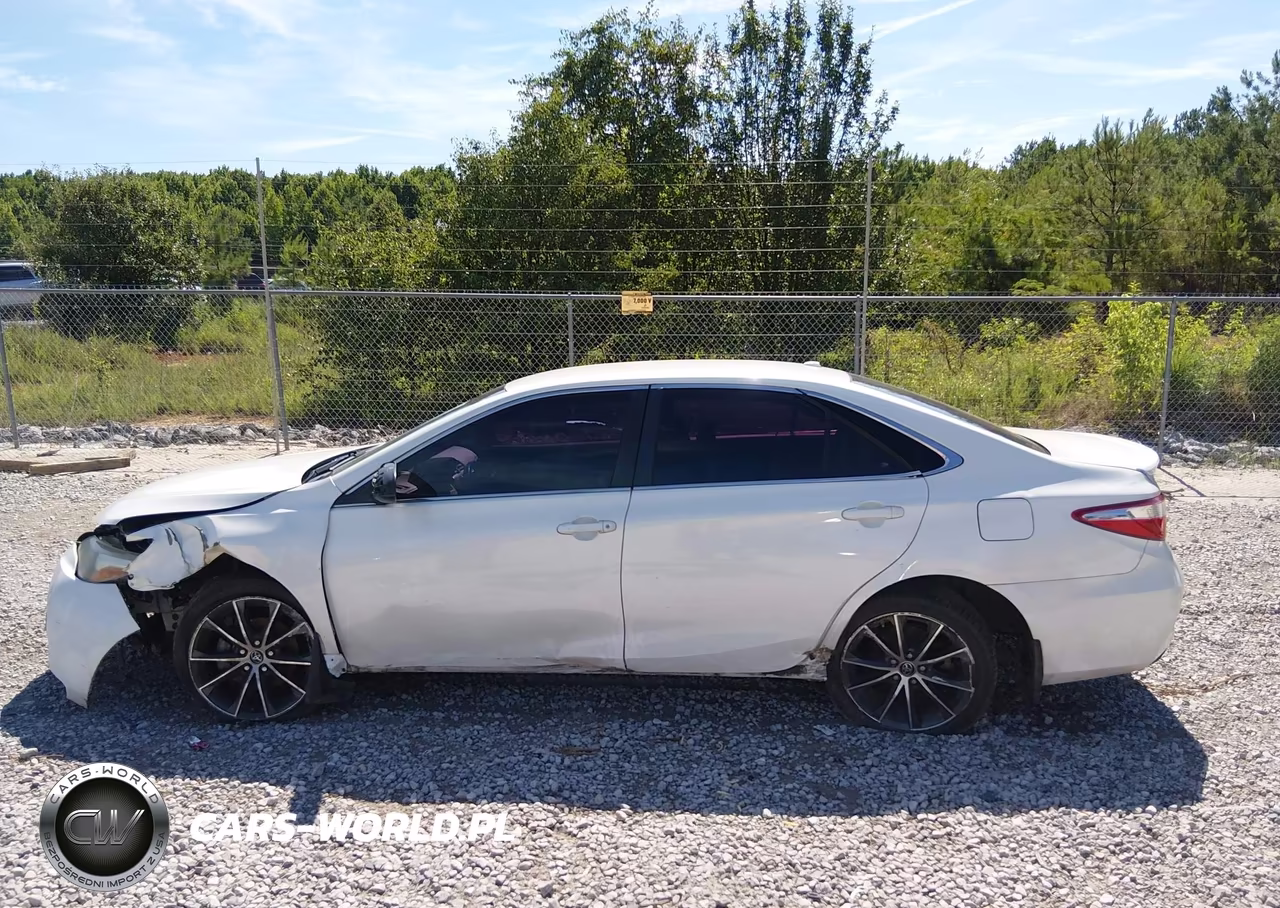 2015 Toyota Camry Xse VIN:4T1BF1FKXFU491857 - 14