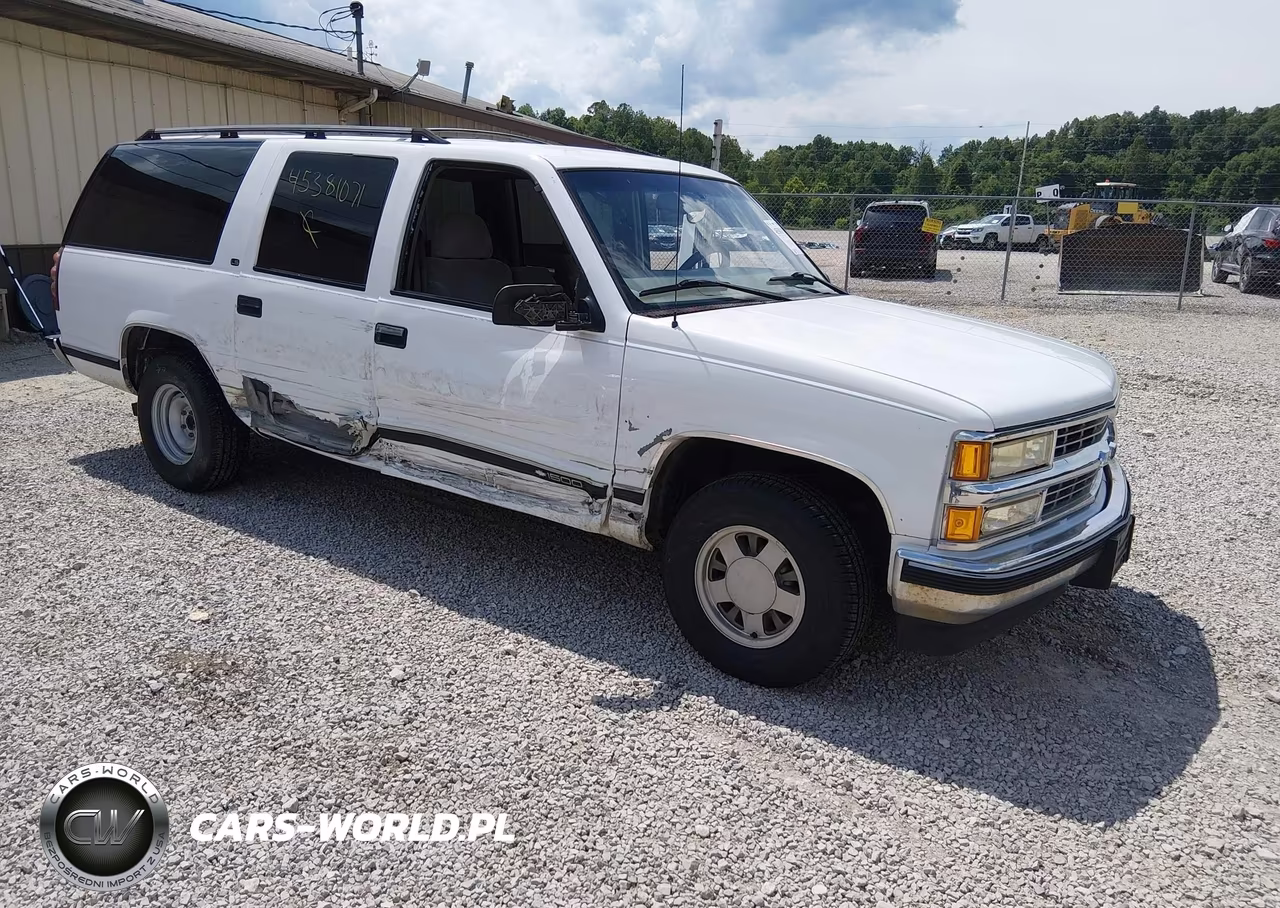 1999 Chevrolet Suburban Lt