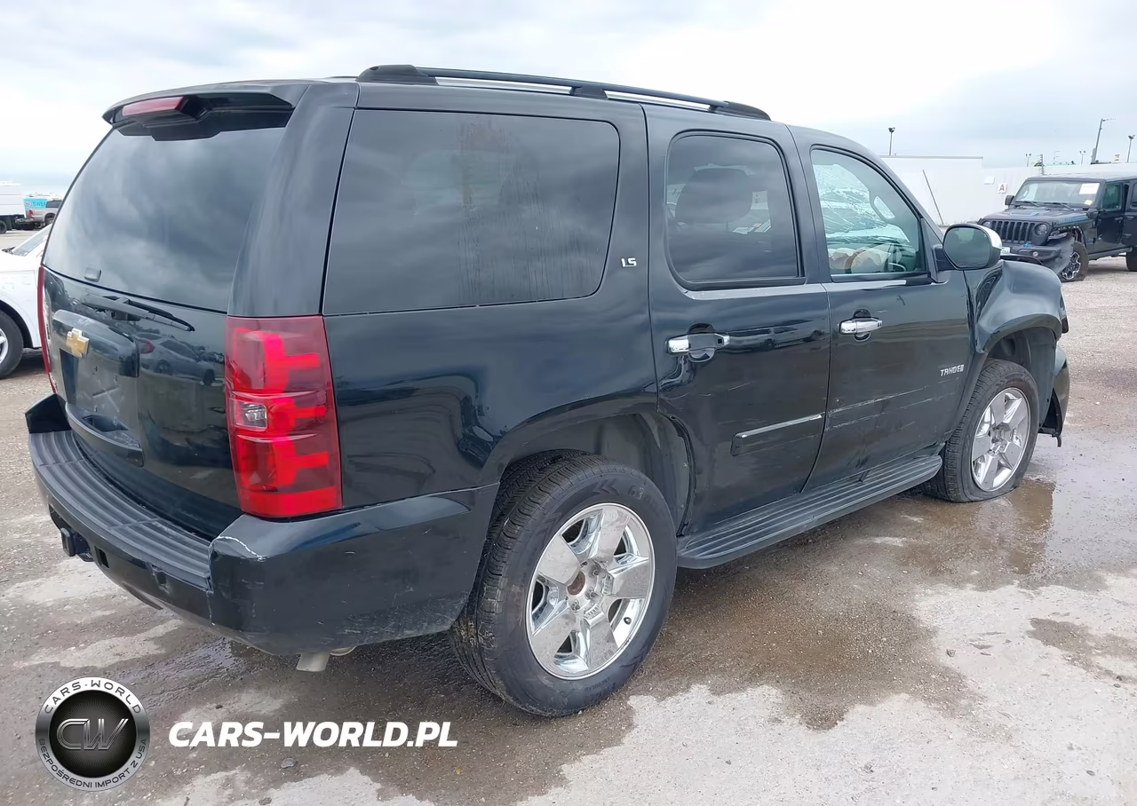 2007 Chevrolet Tahoe Ls VIN:1GNFC13097R222083 - 4