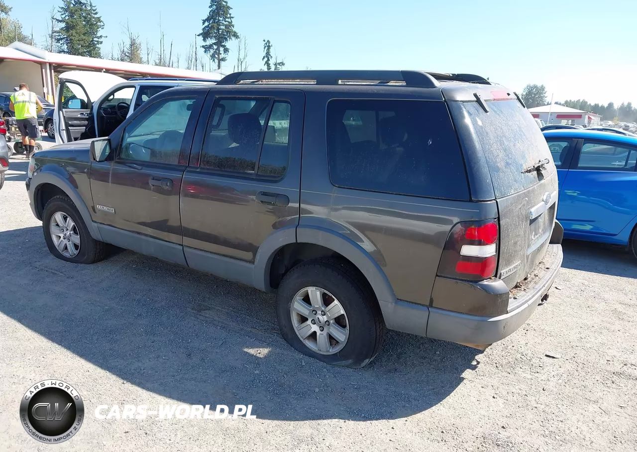 2006 Ford Explorer Xlt VIN:1FMEU73EX6UA30386 - 3