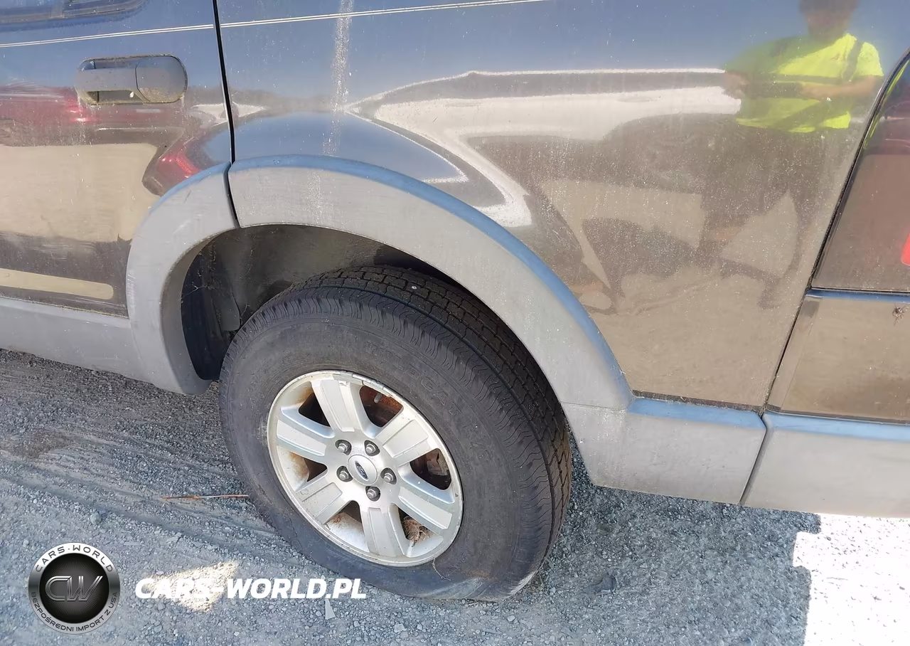 2006 Ford Explorer Xlt VIN:1FMEU73EX6UA30386 - 6