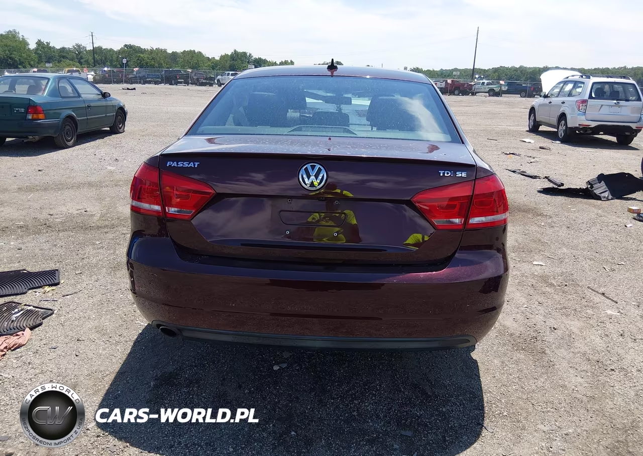 2014 Volkswagen Passat 2.0L Tdi Se VIN:1VWBN7A33EC098410 - 16