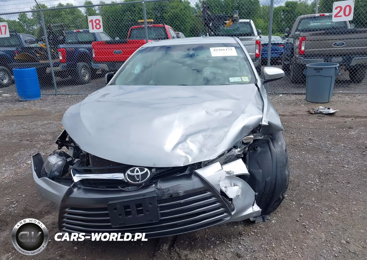2017 Toyota Camry Le VIN:4T1BF1FK0HU740234 - 13