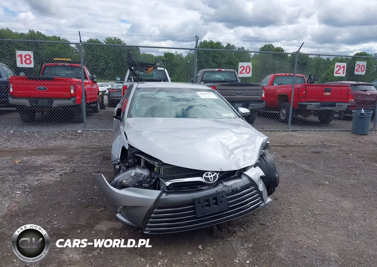 2017 Toyota Camry Le VIN:4T1BF1FK0HU740234 - 6