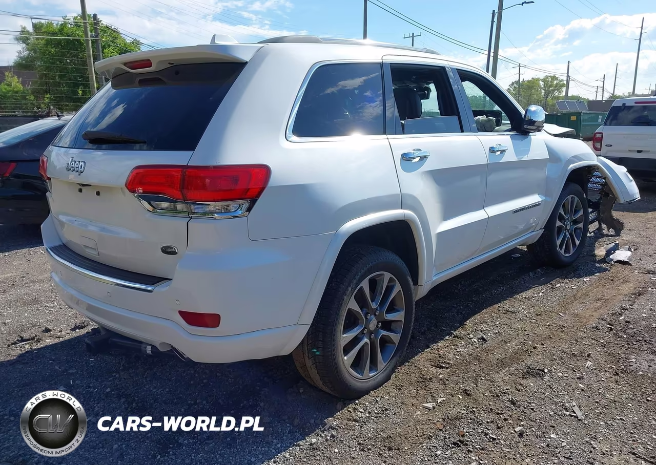 2018 Jeep Grand Cherokee Overland 4X2 VIN:1C4RJECG6JC301429 - 4