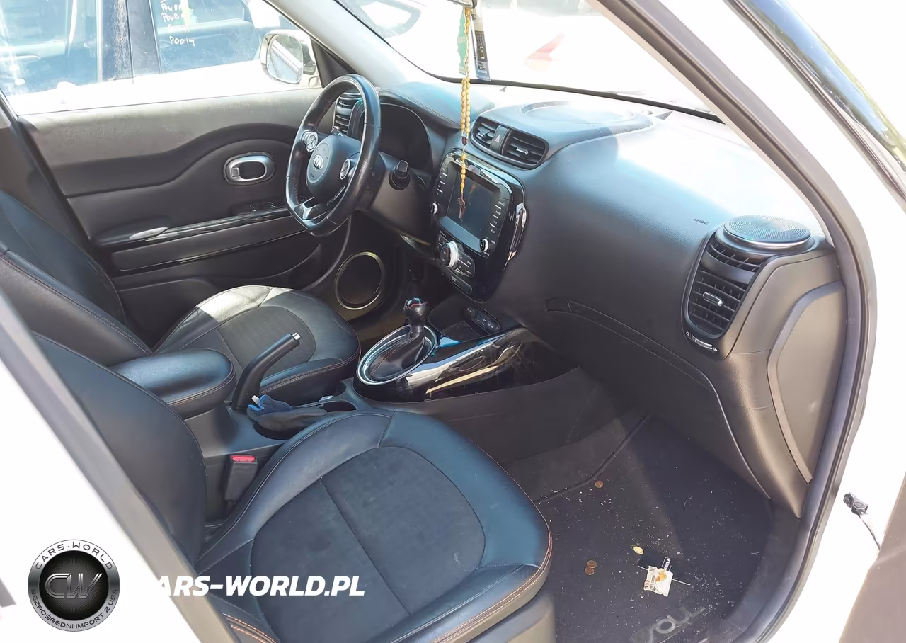 2018 Kia Soul ! VIN:KNDJX3AA0J7592145 - 5