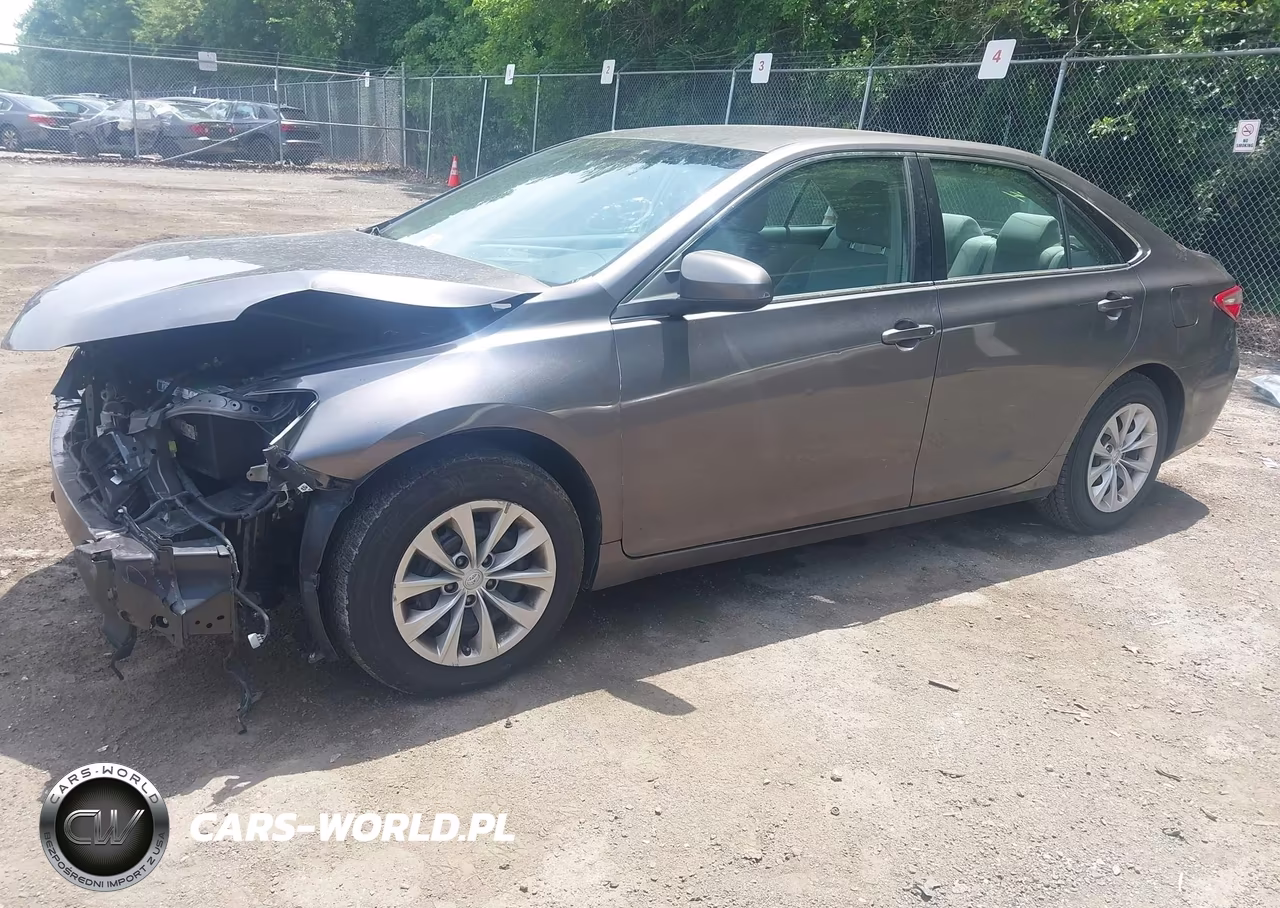 2016 Toyota Camry Le VIN:4T1BF1FKXGU567692 - 2