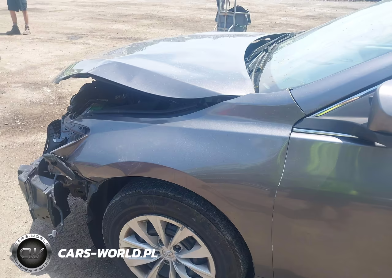 2016 Toyota Camry Le VIN:4T1BF1FKXGU567692 - 6