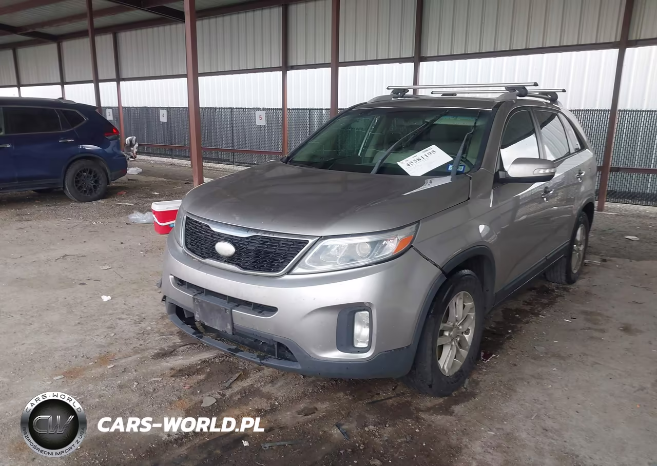 2015 Kia Sorento Lx VIN:5XYKT4A69FG581916 - 2