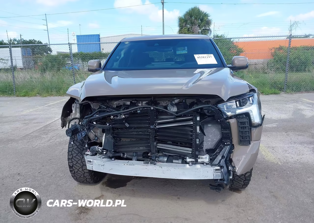 2026 Toyota Tundra Hybrid Platinum Hybrid Crewmax 5.5' Bed VIN:5TFWC5DB7TX126555 - 12