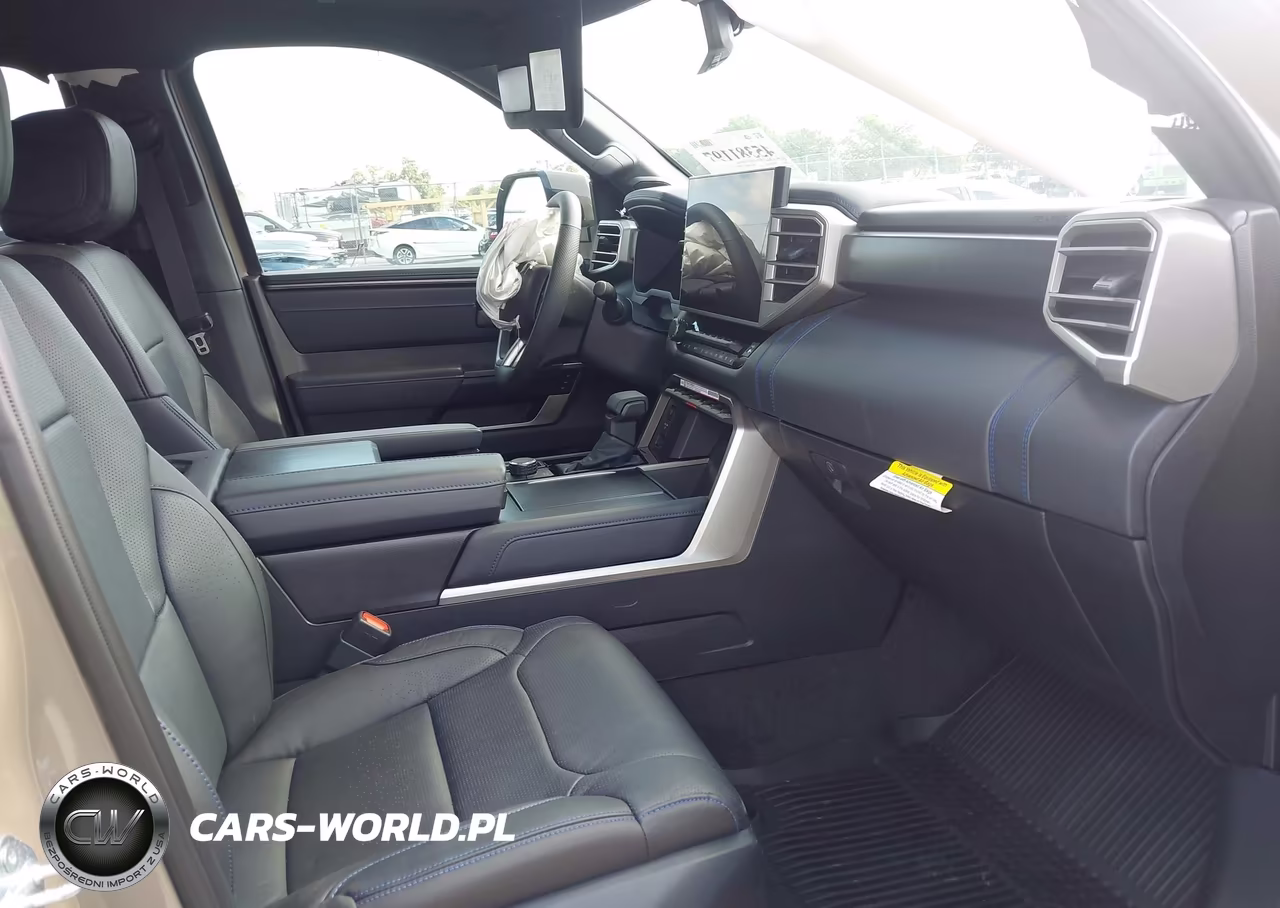 2026 Toyota Tundra Hybrid Platinum Hybrid Crewmax 5.5' Bed VIN:5TFWC5DB7TX126555 - 5