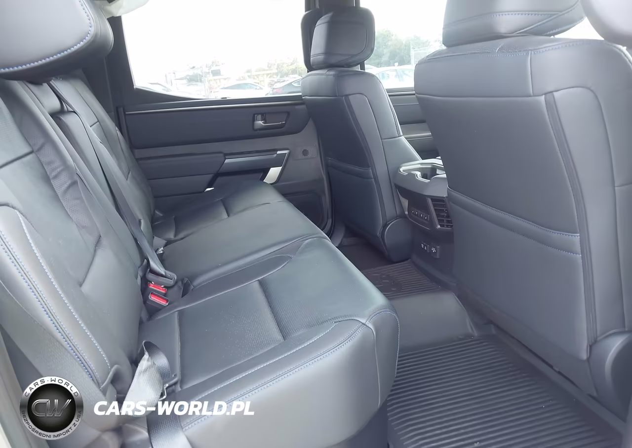 2026 Toyota Tundra Hybrid Platinum Hybrid Crewmax 5.5' Bed VIN:5TFWC5DB7TX126555 - 8