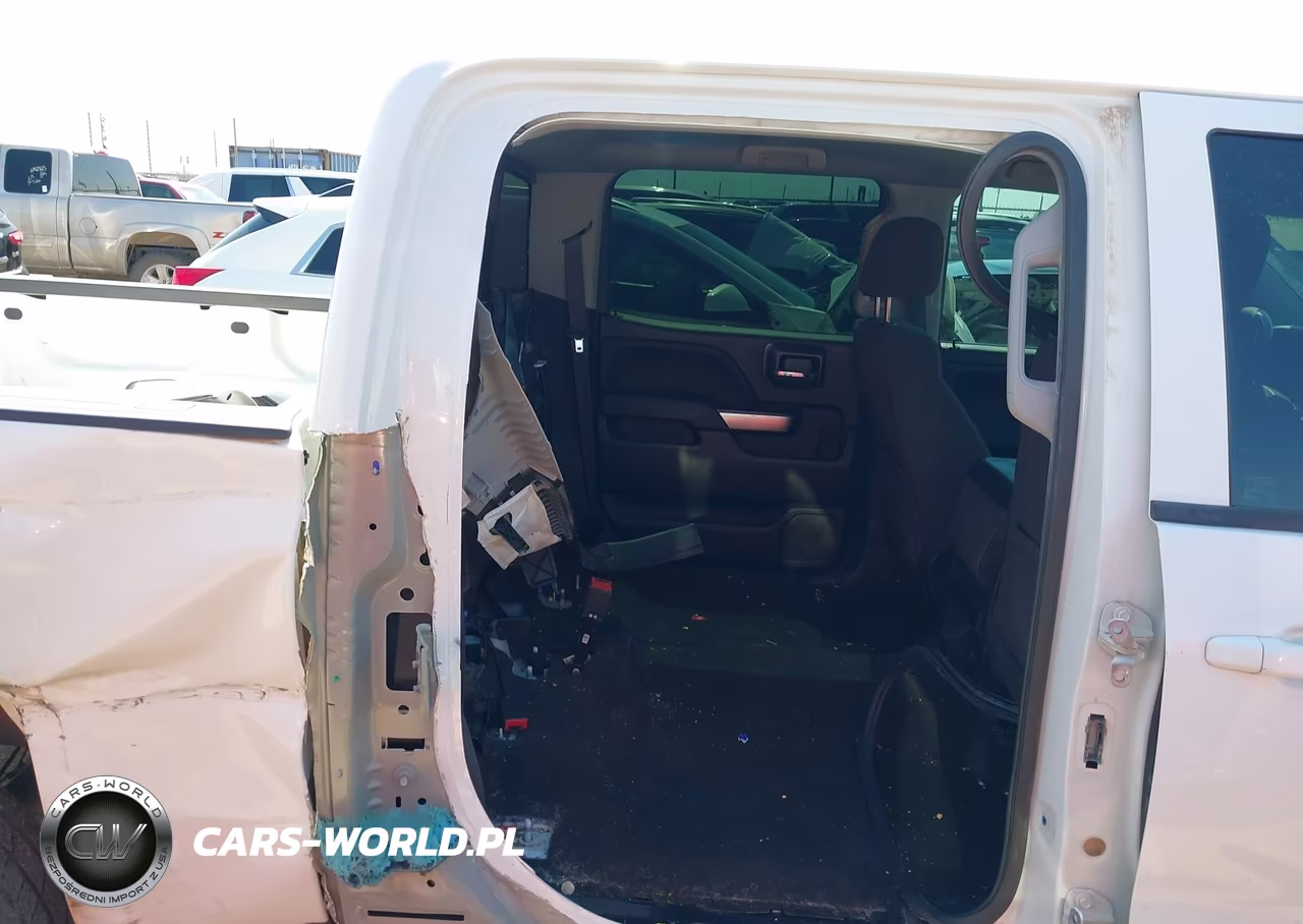 2018 Chevrolet Silverado 1500 Lt VIN:3GCPCREC5JG103411 - 6