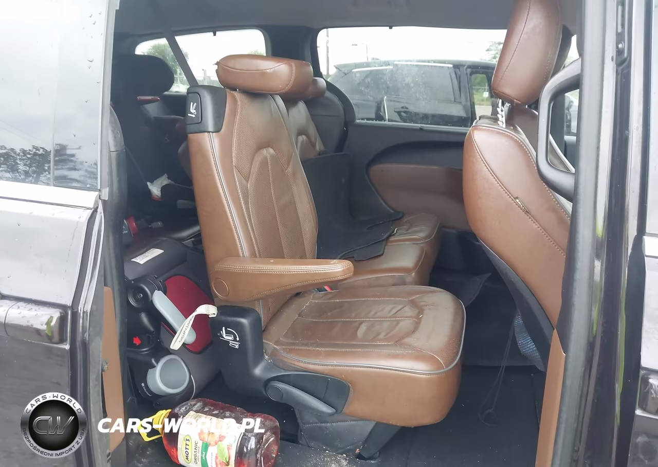 2019 Chrysler Pacifica Limited VIN:2C4RC1GG0KR507870 - 8