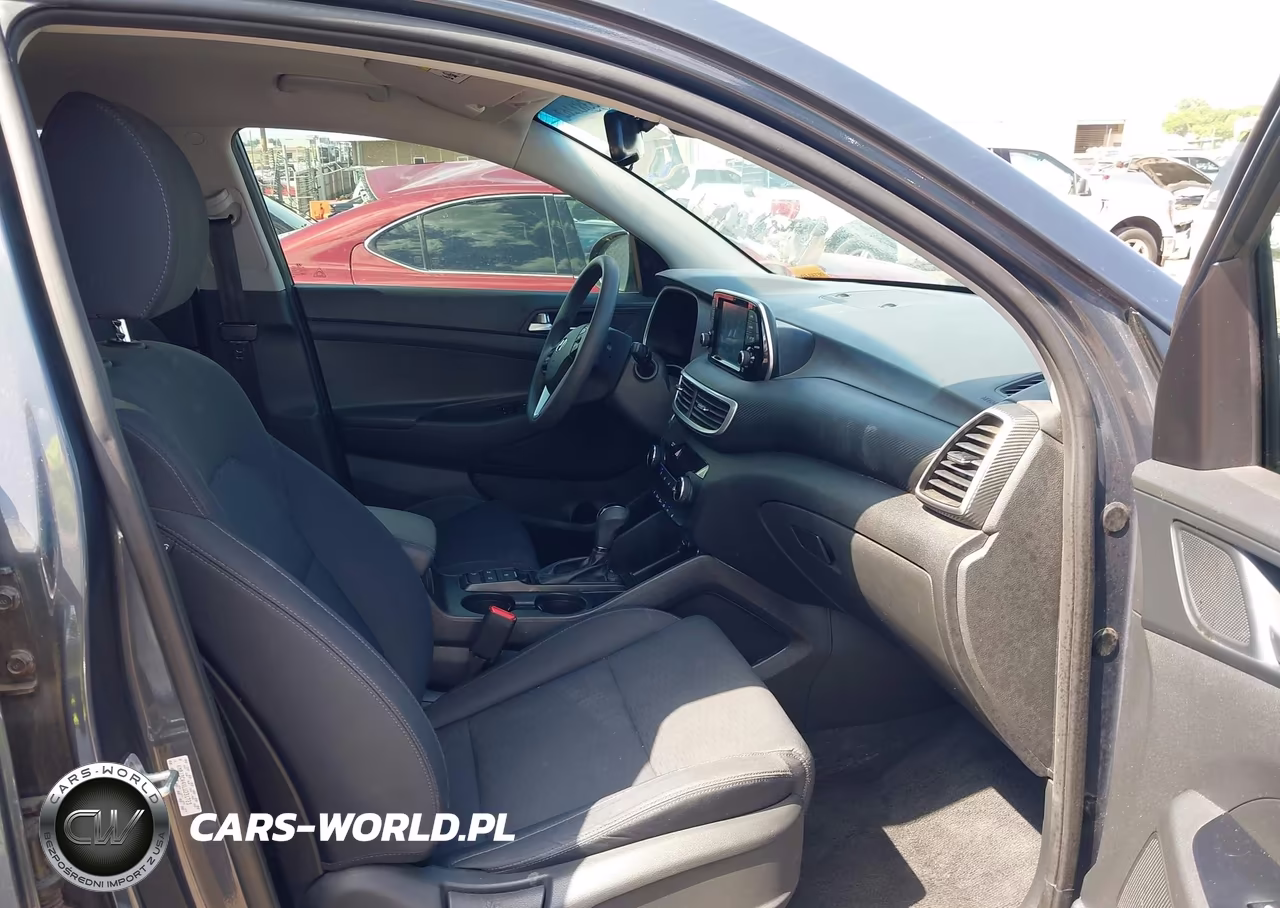 2020 Hyundai Tucson Value VIN:KM8J3CA4XLU231723 - 5